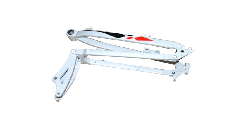 ŞASİ ARKA KISIM BEYAZ (CD15)